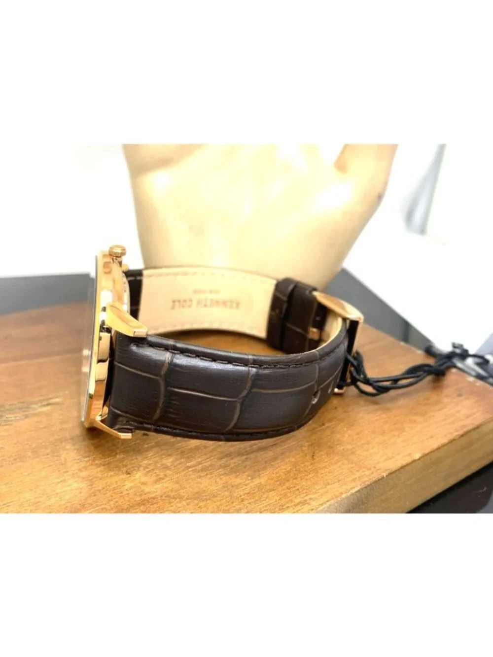 Kenneth Cole Men's Watch Brown Dial Rose Gold Tone Case Leather Strap 42mm